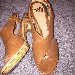 Sofft Shoes - Ladies size 7 sandals Sofft Shoes - Ladies size 7 sandals